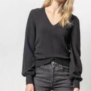 Evereve Charcoal V-Neck Sweater